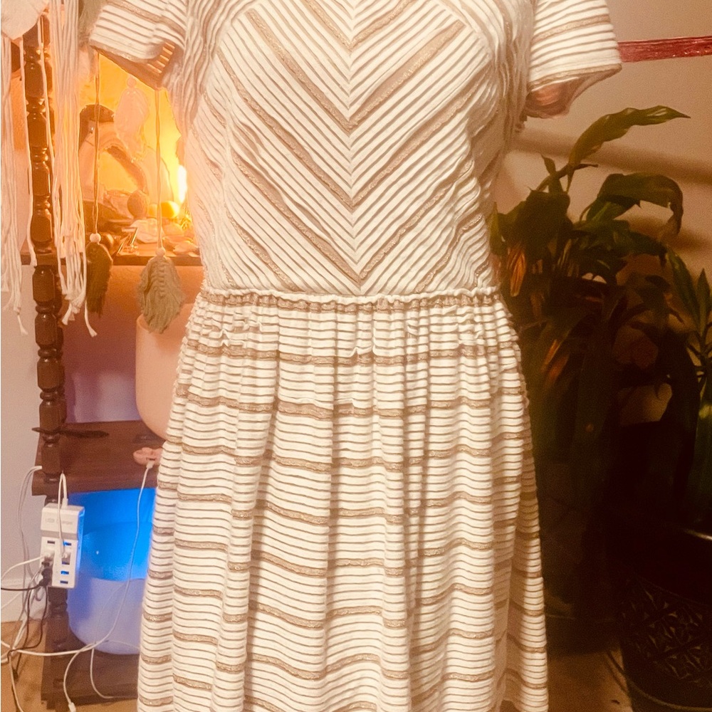 London Times Beige and White Midi Dress